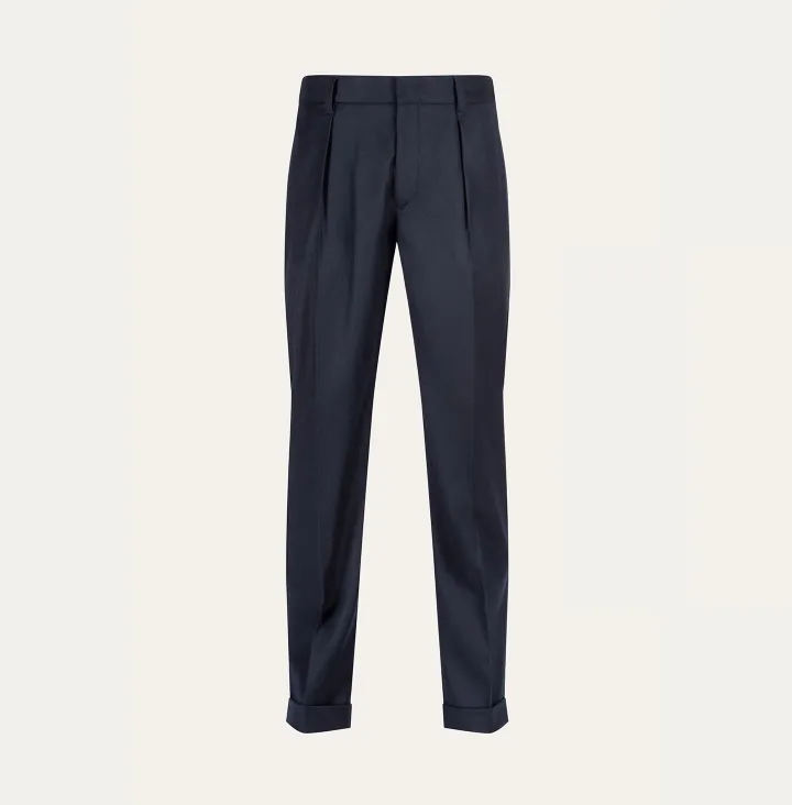 Pantalone leisure fit con pince