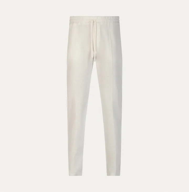 Cotton and linen travelwear pants with contrasting piping