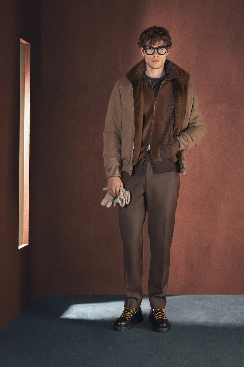 Look 10